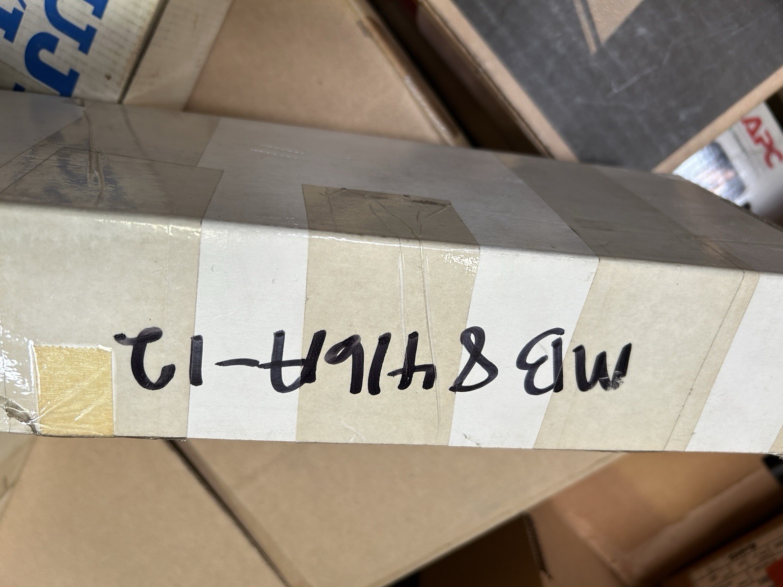 320pc MB8416A-12 Fujitsu 16K SRAM 24pin Dip IC new in box