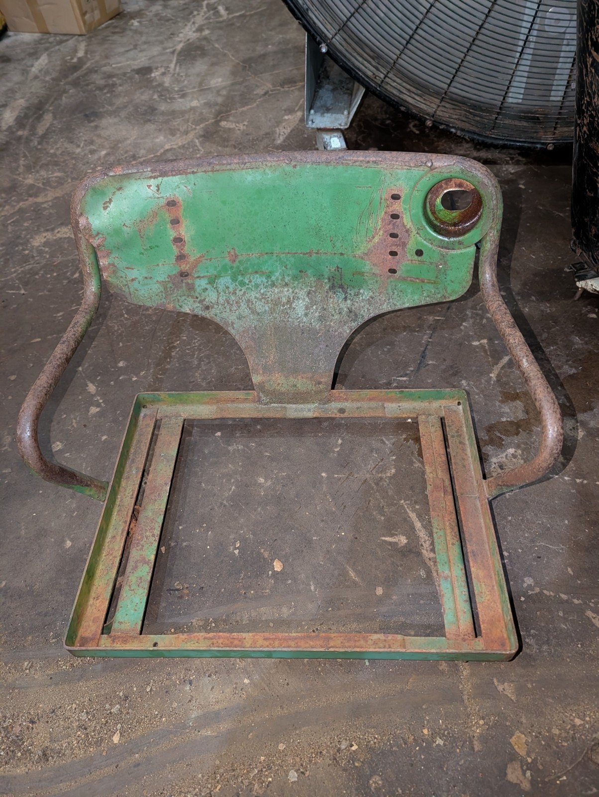 John Deere 50 Seat Frame Assembly 60 70 Seat Backrest An Light Bracket