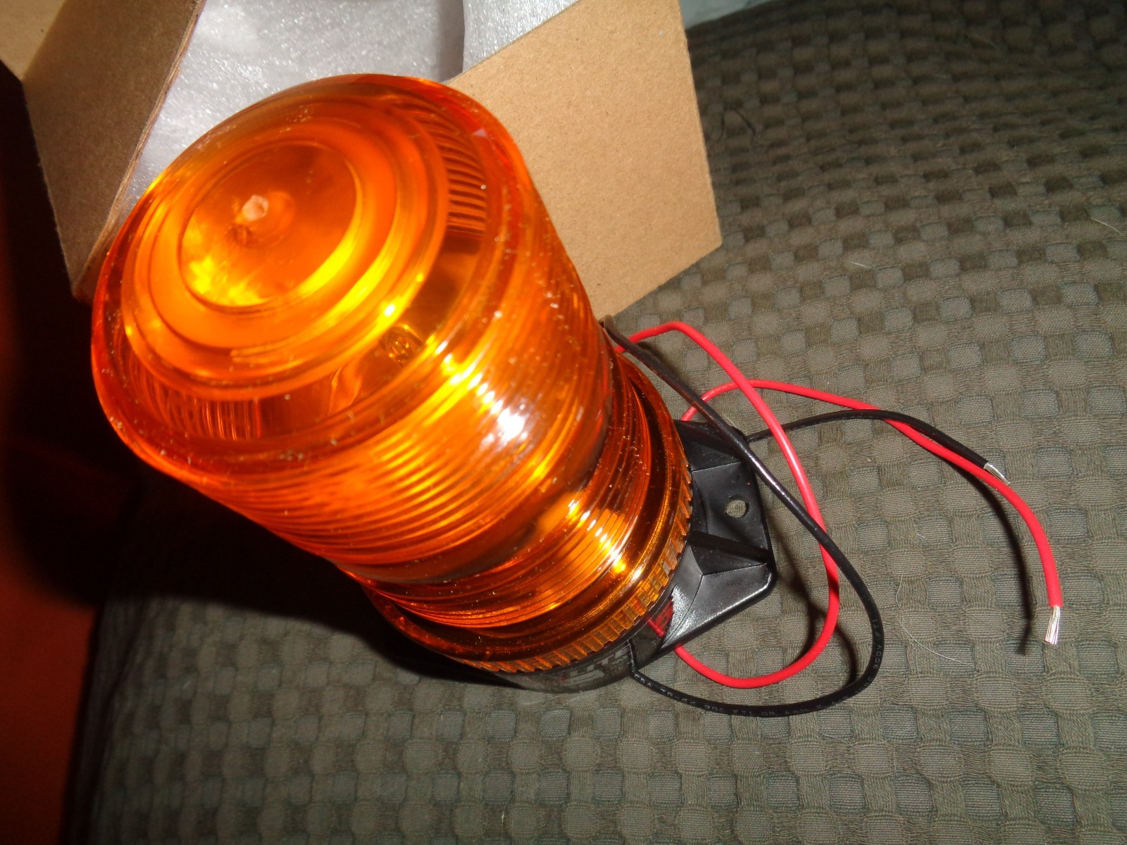 METEORLITE 5 VOLT 12-80 VDC FLASHING STROBE LIGHT AMBER LENS – NEW