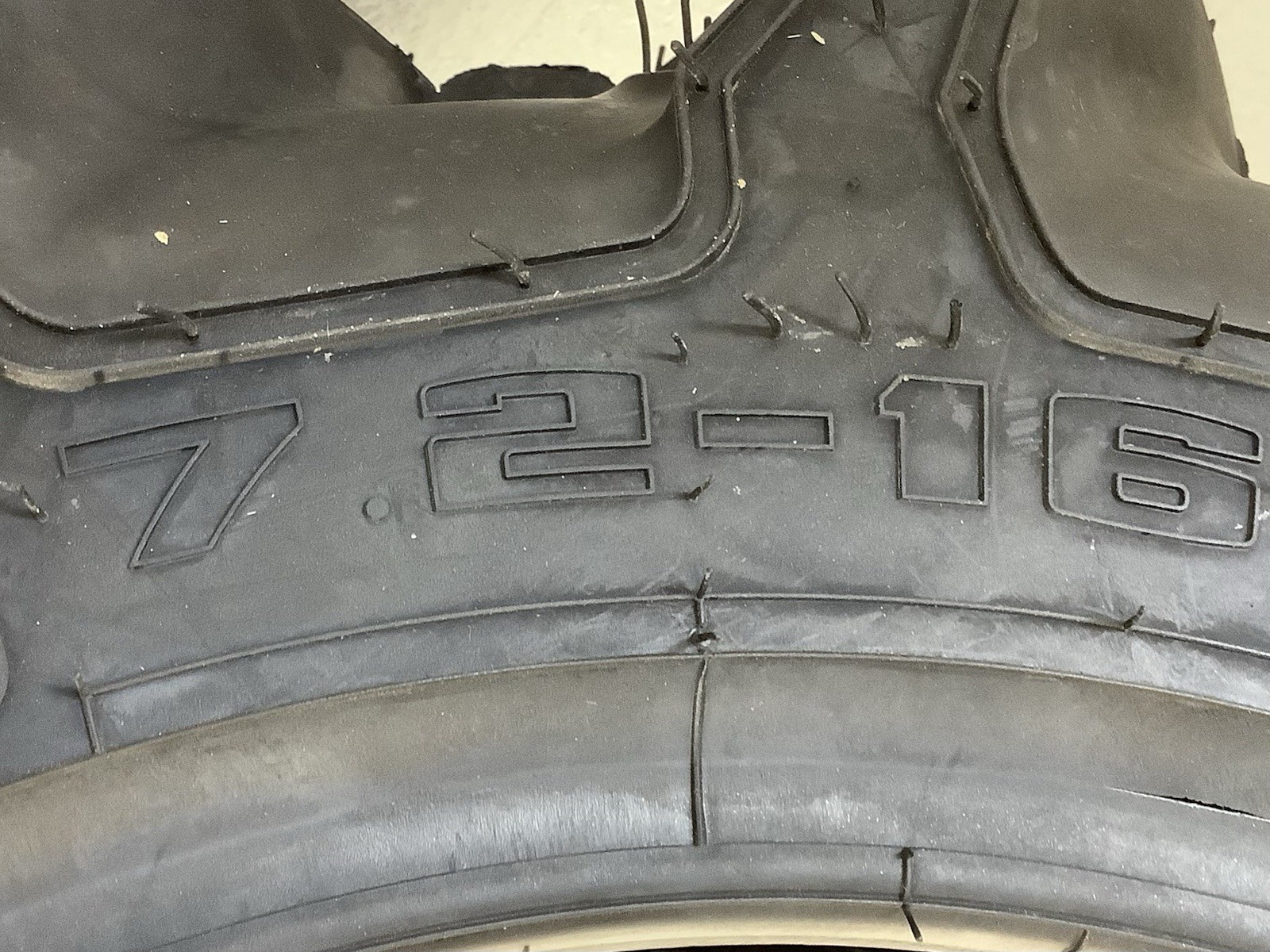 New 7.2-16 Goodyear Power Torque R-1 Tractor Tire 8 ply TL 42P833GY