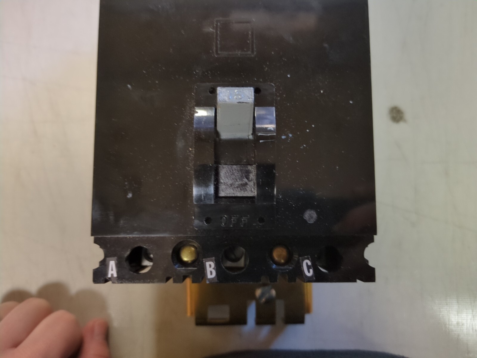 SQUARE D CIRCUIT BREAKER FH36015 **UNUSED SURPLUS**