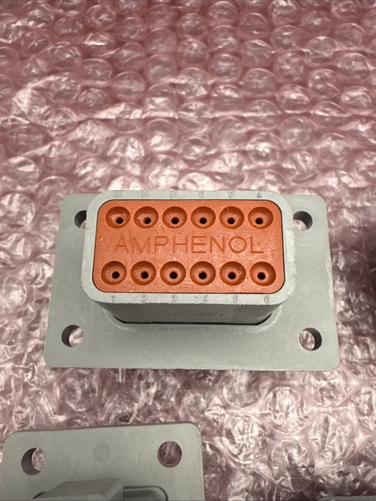 Pack of 5 Amphenol AT04-12PA-L012 DT 12 Way Gray Receptacle Connector w/ Flange