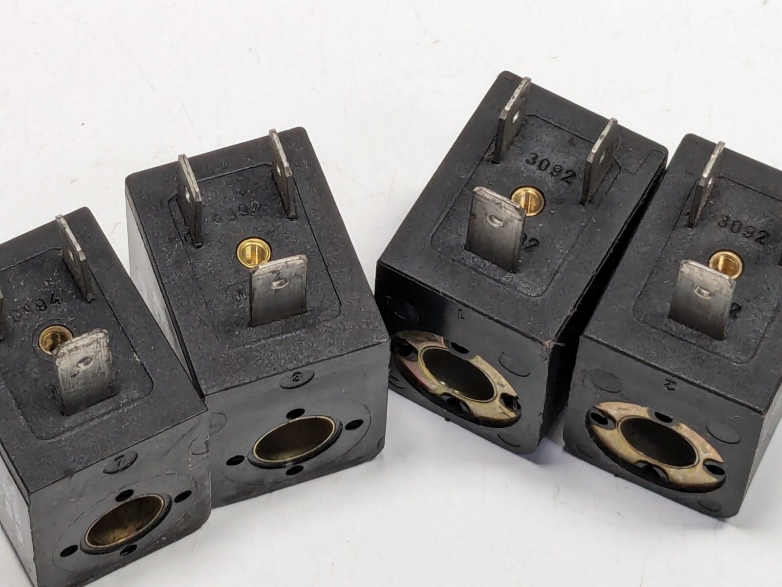 Lot of 4 AV Automatic Valve 7019-9DB Replacement Solenoid Coils 24V DC 4.8W 48V