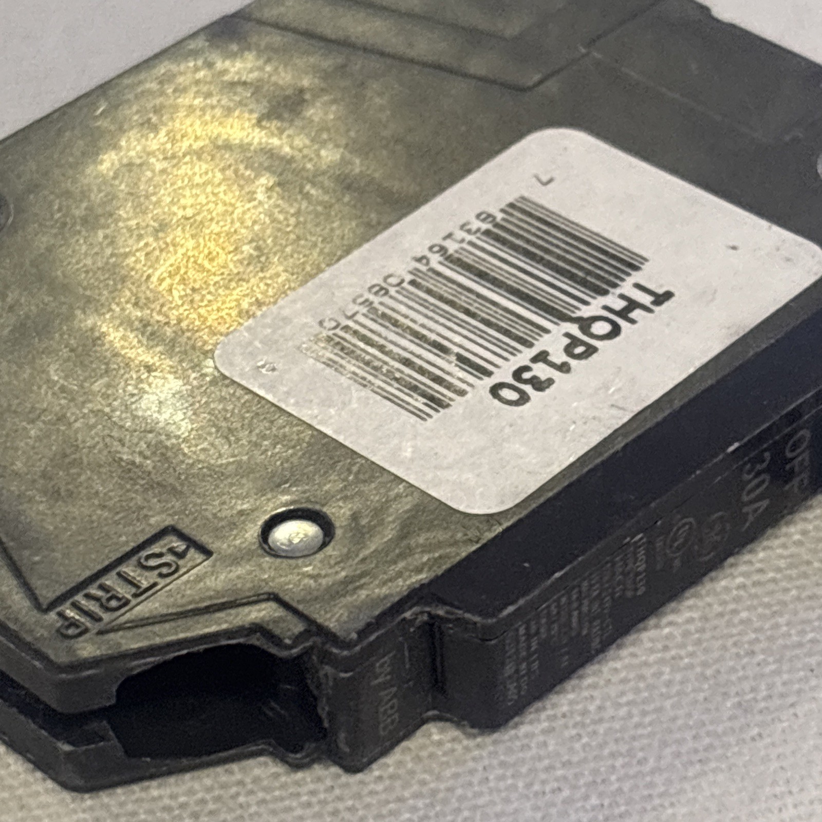 GE Circuit Breaker 30 Amps Space Saver Thin Single Pole THQP130