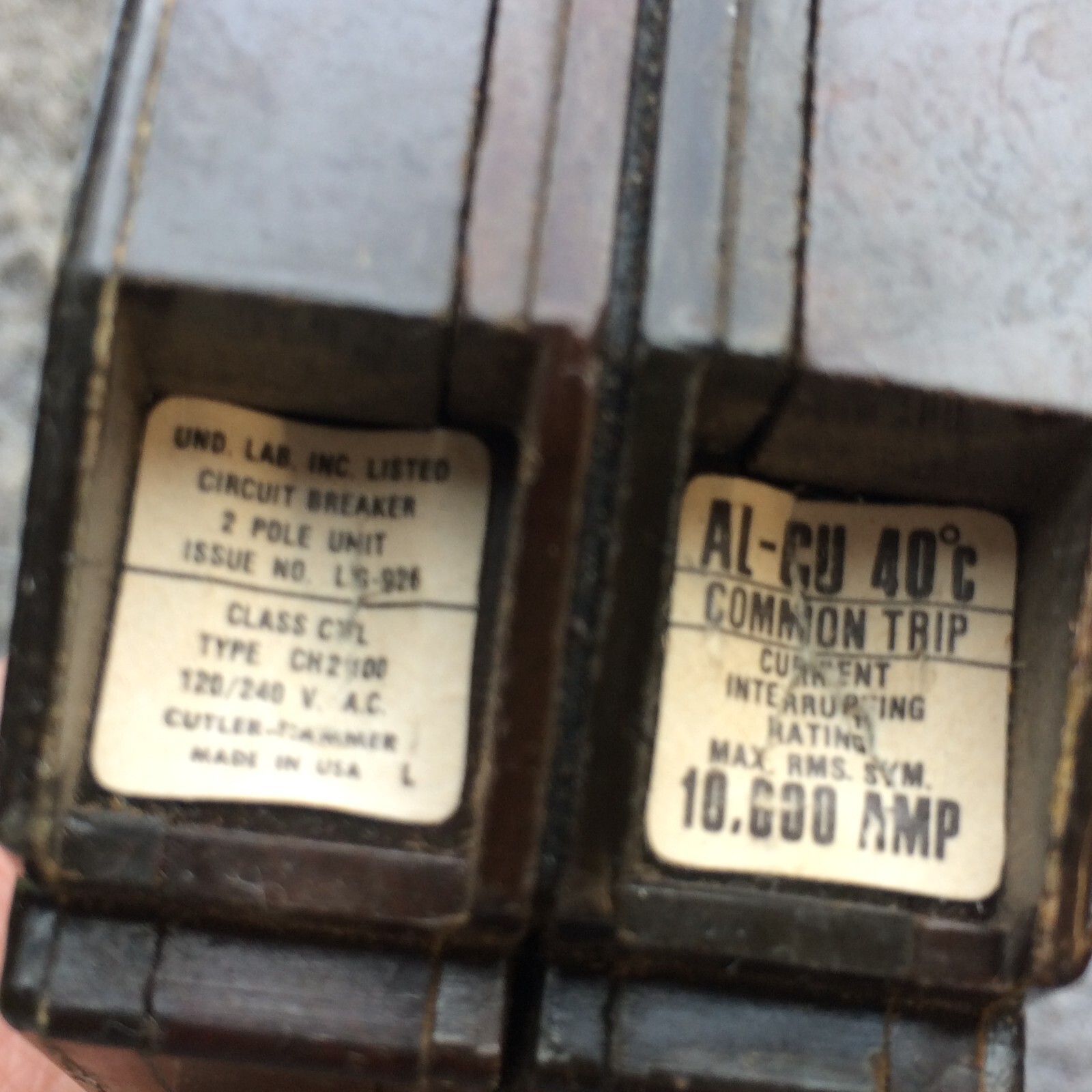 Cutler Hammer CH290L 2 Pole 90 Amp 120/240v Plug in Long Circuit Breaker