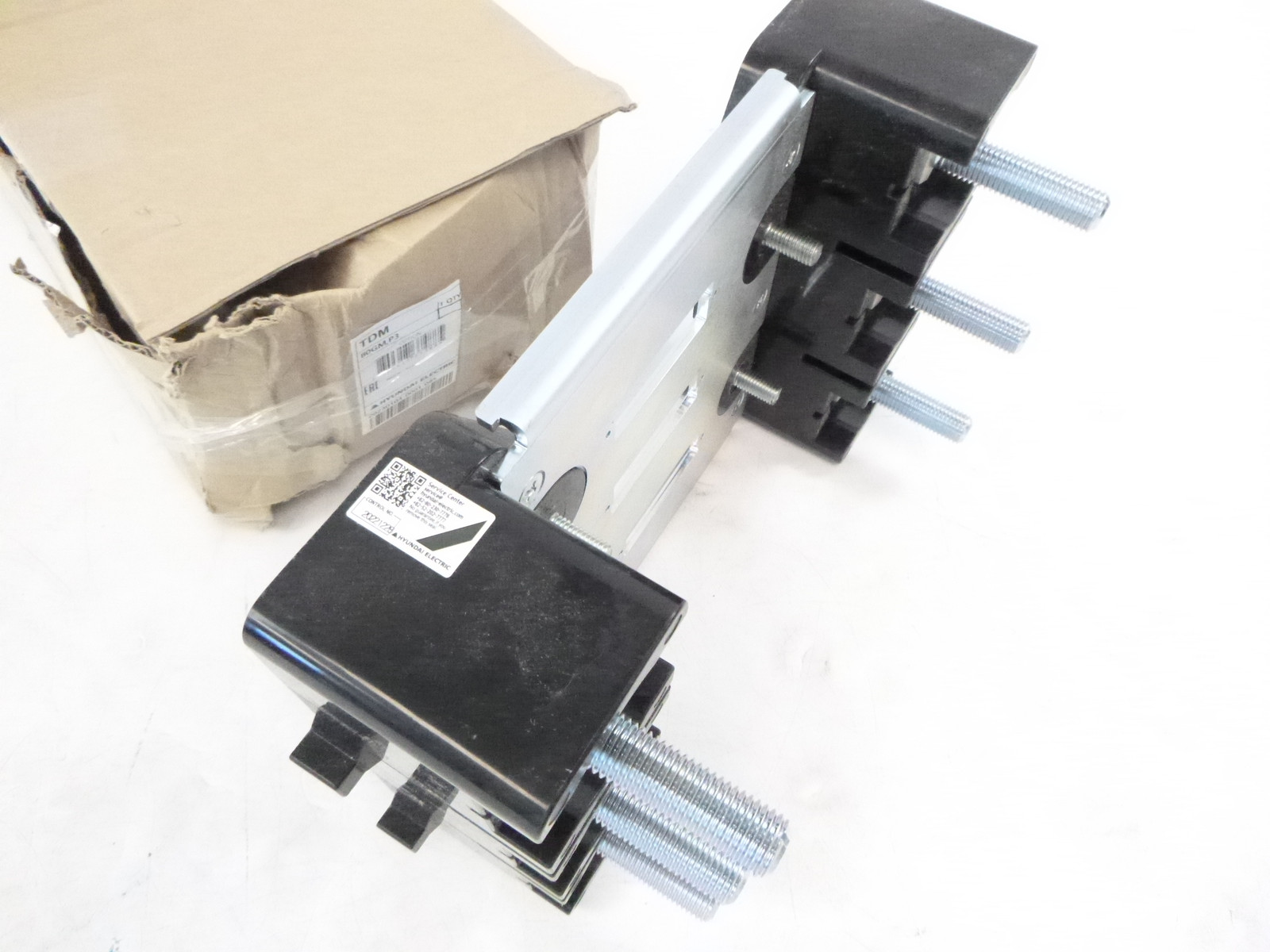Hyundai Electric Plug In Mounting TDM Line/Load TDM 80GM P3 3 Pole for HG Series