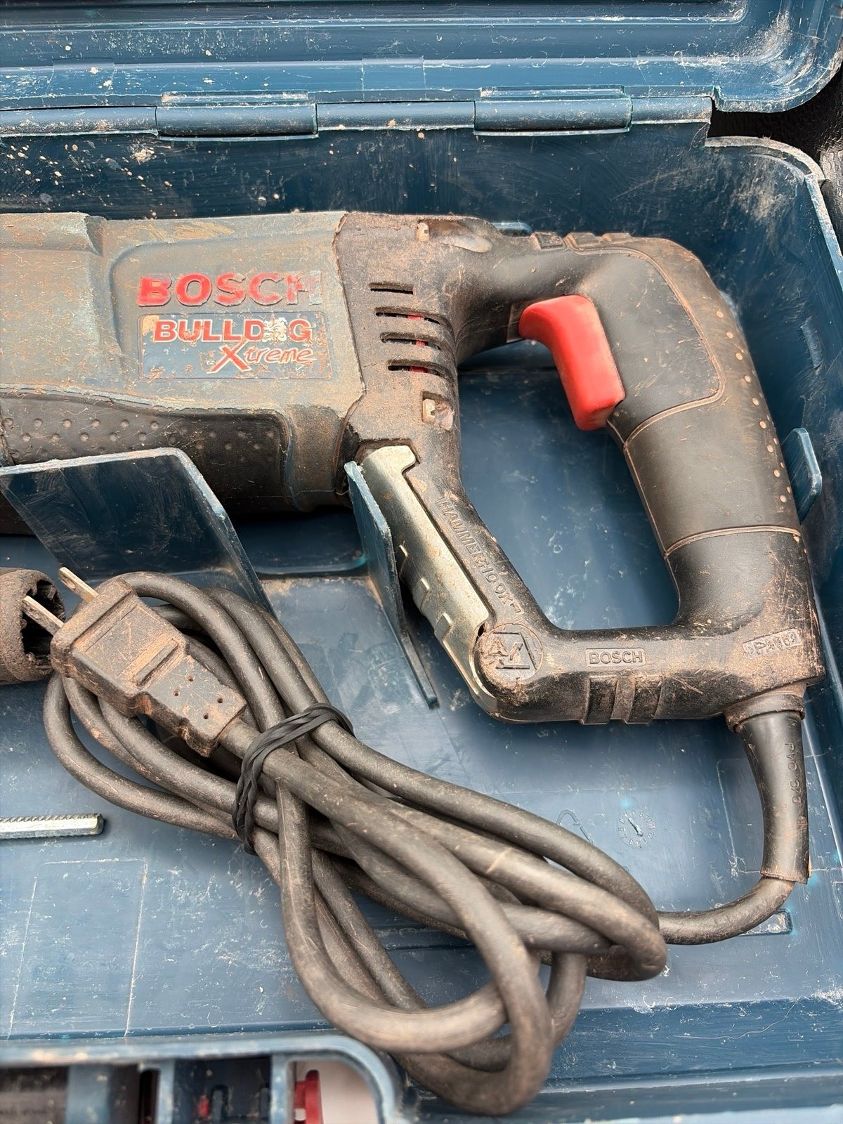 Bosch 11255VSR Bulldog Xtreme SDS-Plus Rotary Hammer Drill Corded w/Case