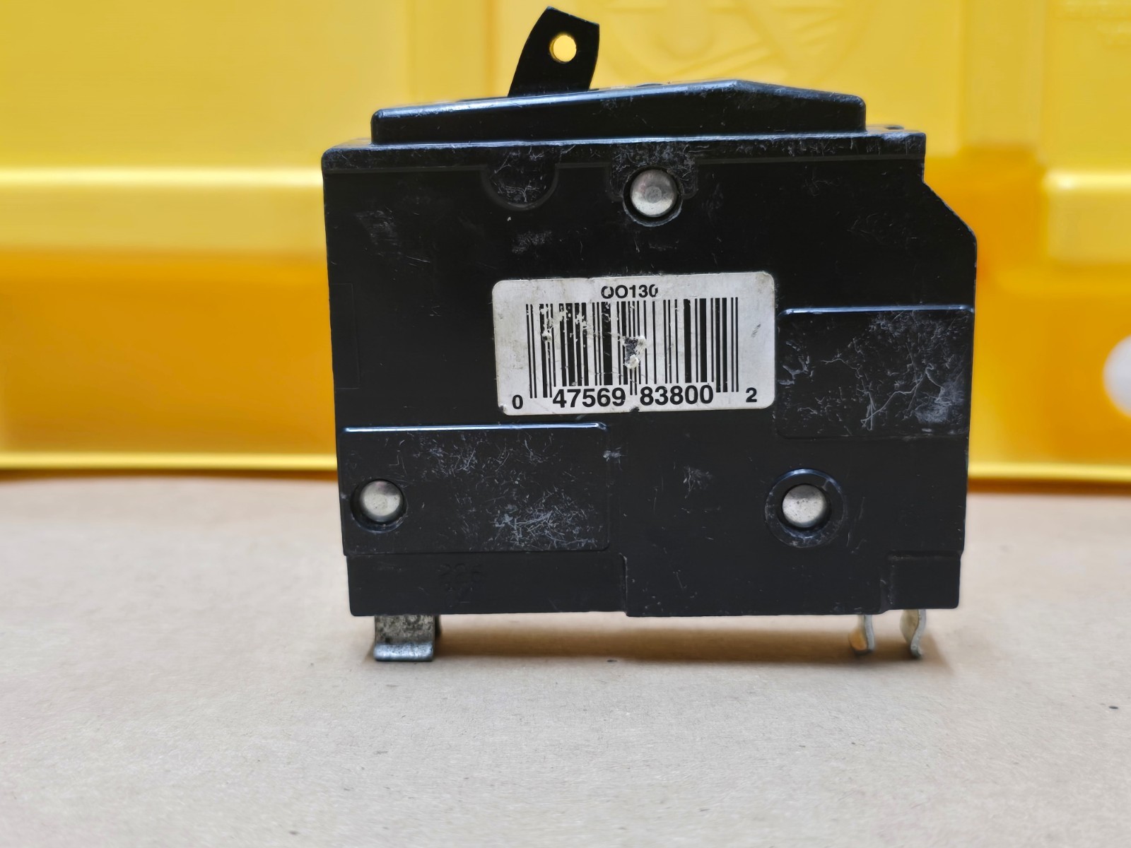 SQUARE D QO130 1 POLE 30 AMP 120/240V BREAKER
