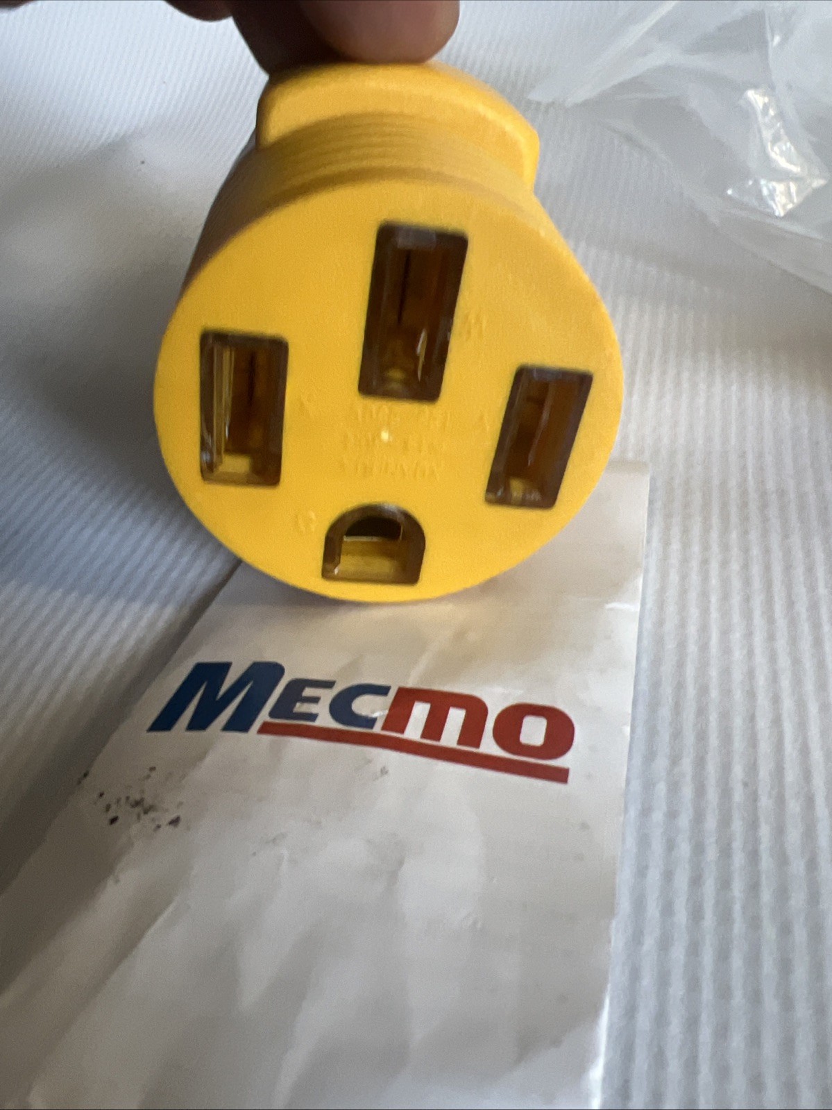 Mecmo XUANHUA N14-50R, rated for 125/250V Adapter Connector