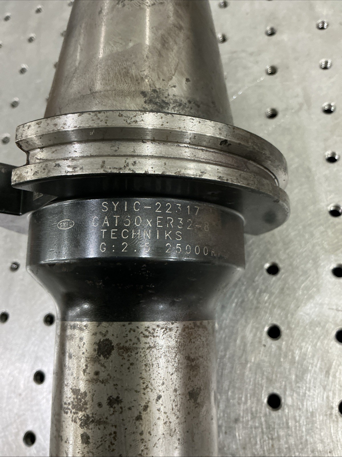 TECHNIKS CAT50xER32-8” CAT50 ER32 Collet Chuck Toolholder 8” Projection