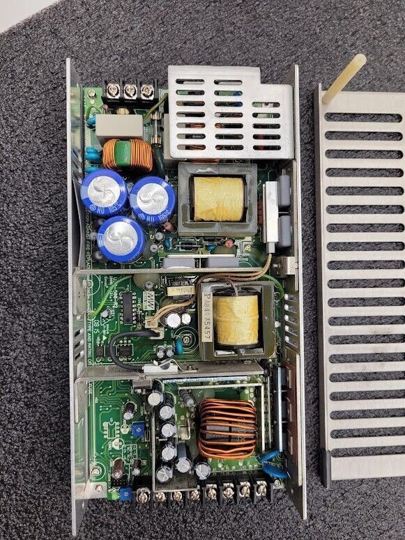 MeanWell USP-500-12 DC Power Supply 12VDC 42A Out 100-240VAC 50/60Hz Input 400W
