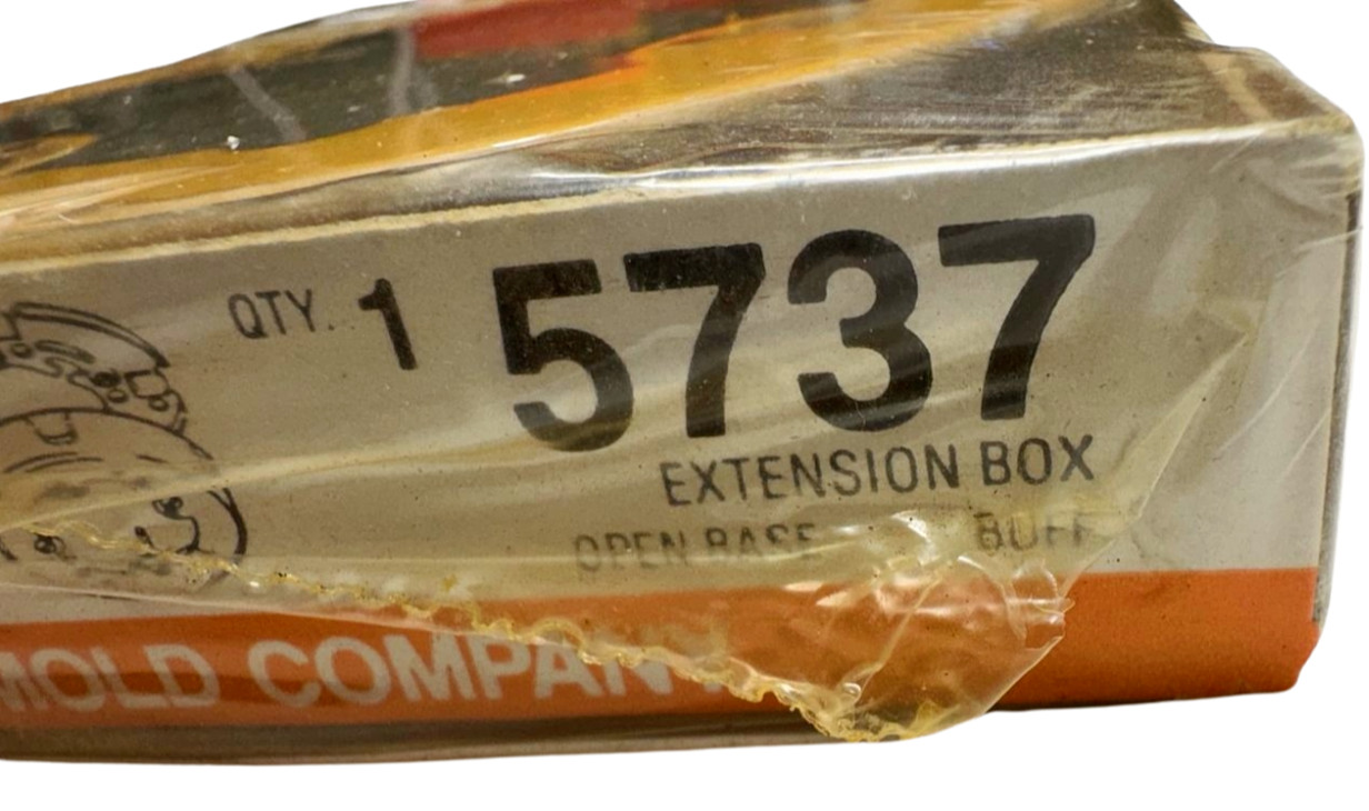 Wiremold 5737 Round Buff Extension Box Open Base **Free Shipping**