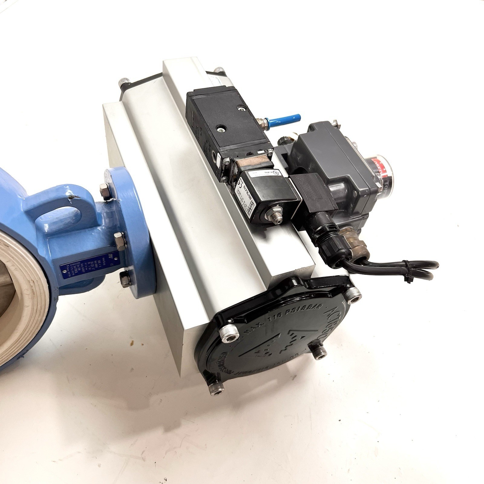 Actreg Pneumatic Actuator Double-Acting Model Assembly