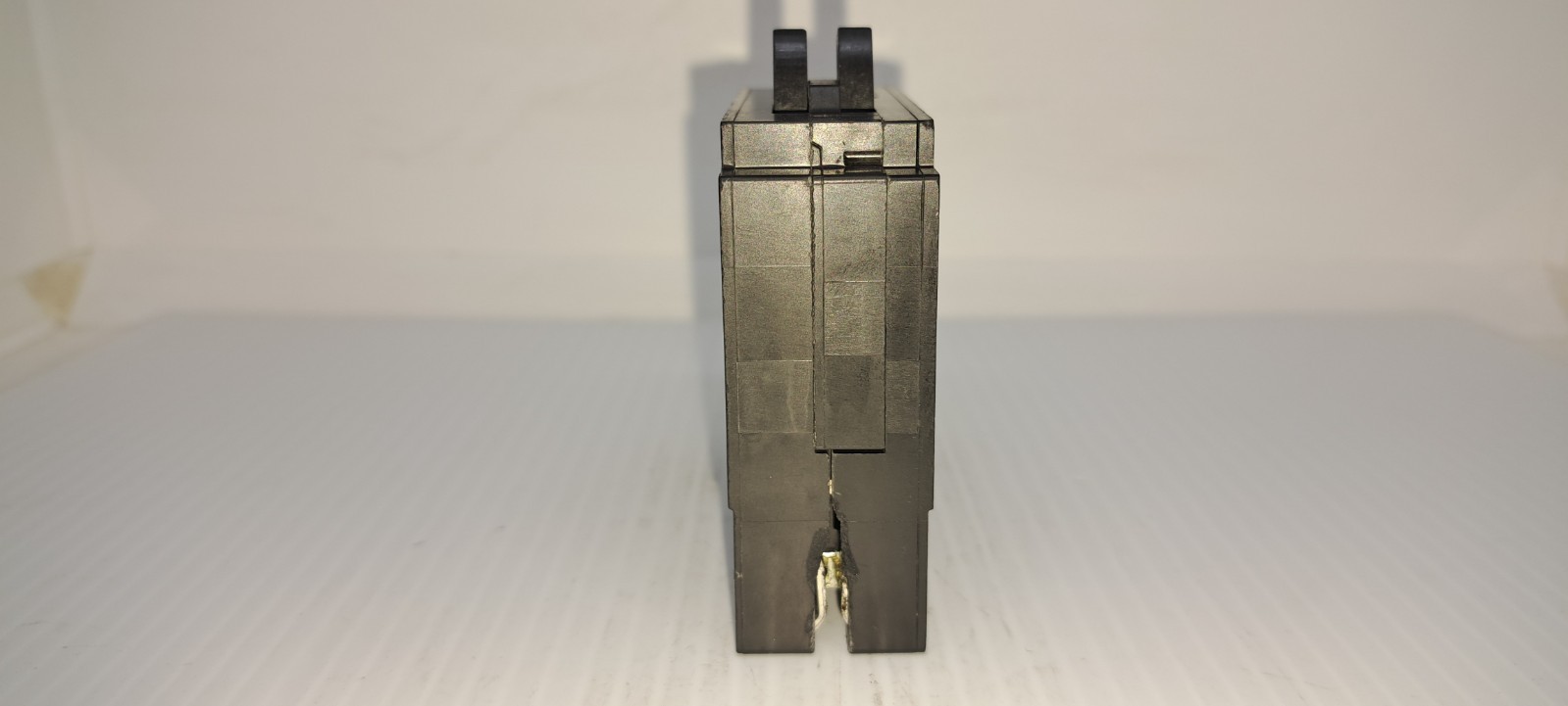 Square D HOMT1515 Homeline 2-15 Amp Single Pole Tandem Circuit Breaker
