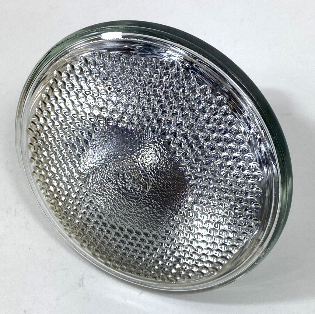 GE Lighting Flood Light 80313 Light Bulb 120 Watts Volts Medium Side Prong PAR38