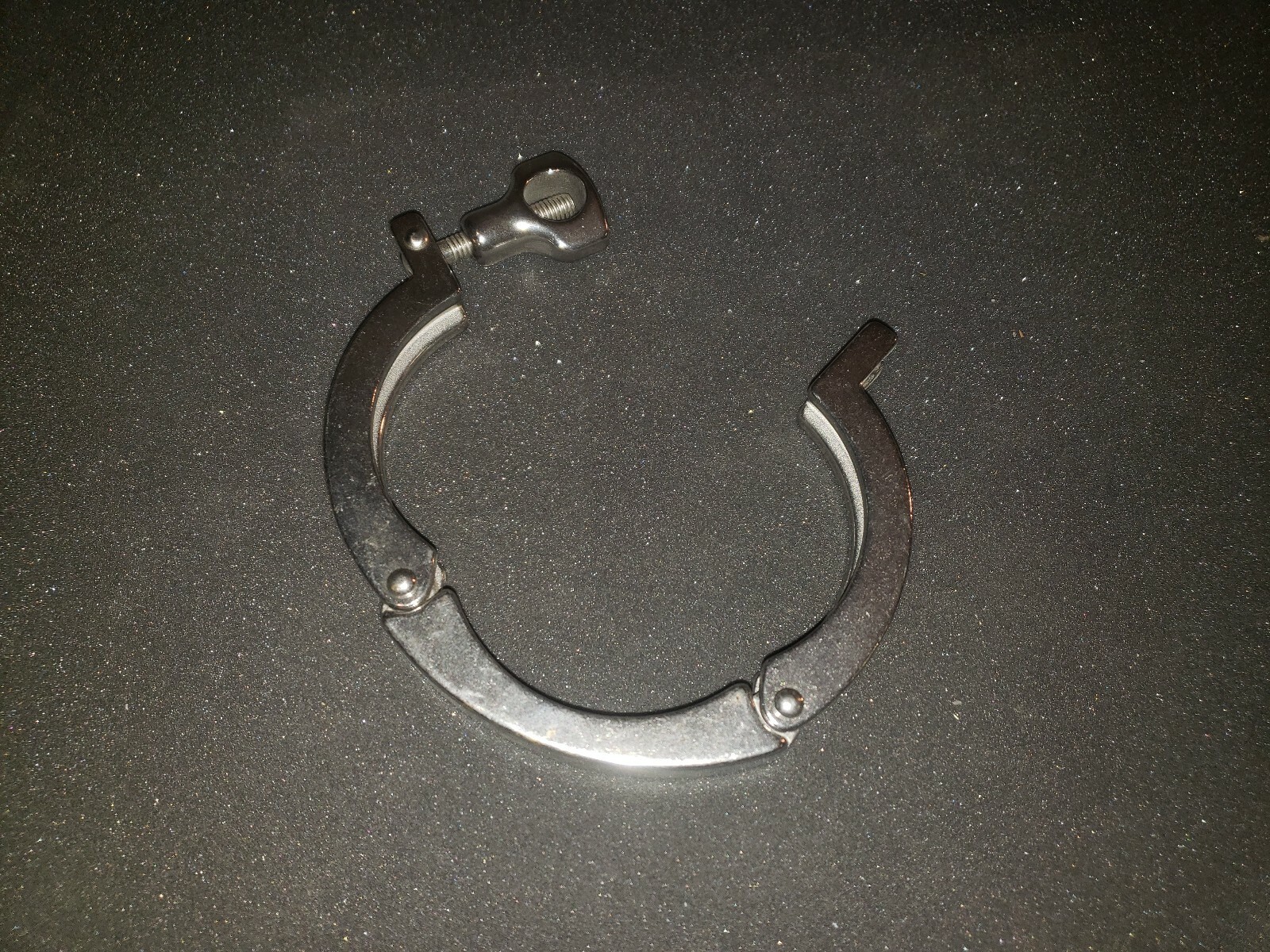TRI-CLOVER T304 SS Segment Clamp, 3-Piece, For T: 4″ – 13MHHS4.0 Heavy Duty