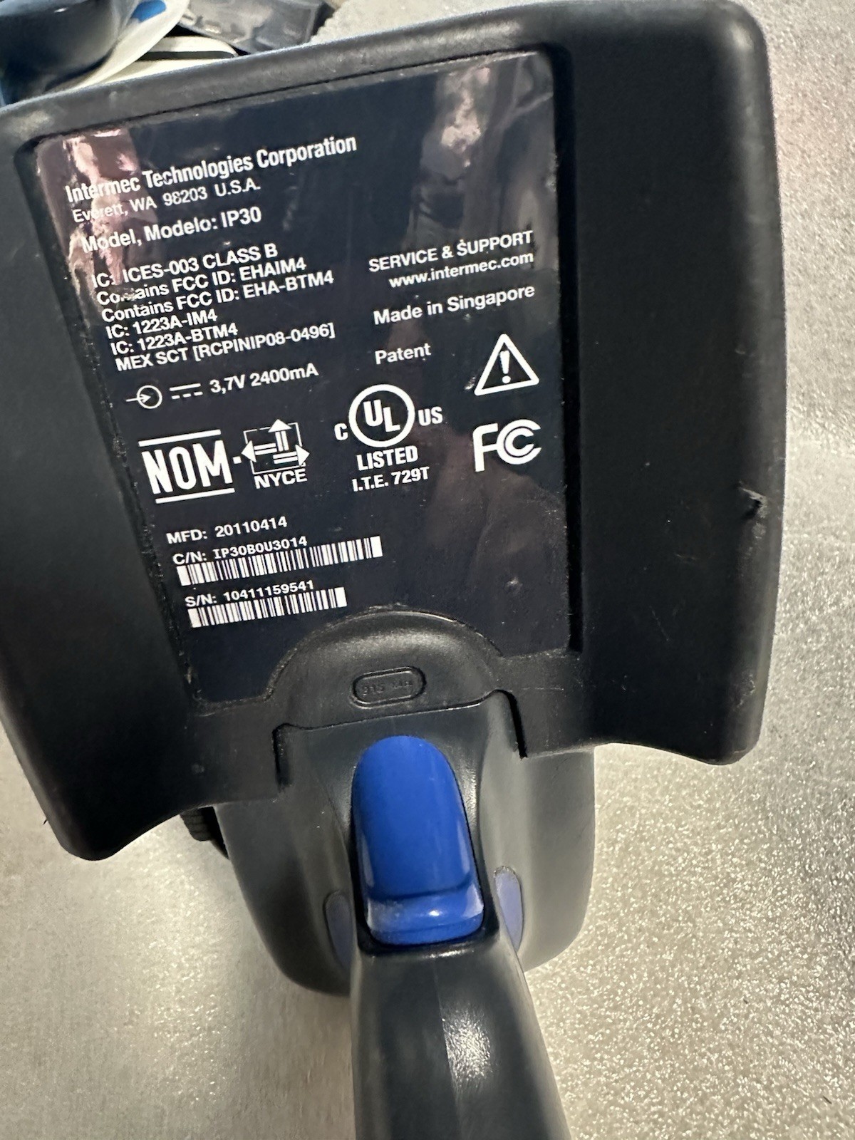 INTERMEC IP30C IP30C0BB014 RFID READER HOLDER + BATTERY