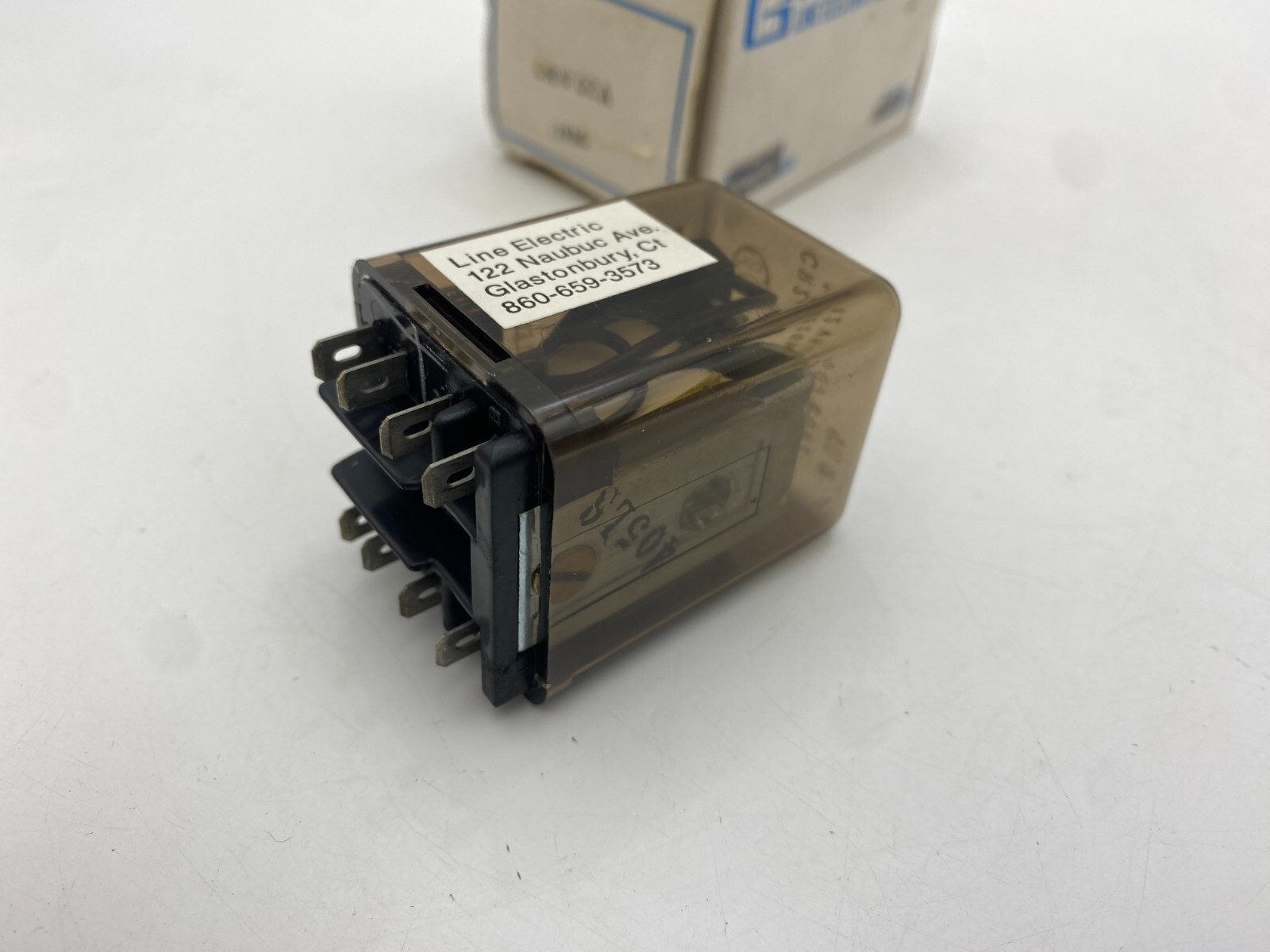 General Electric CR220HG78J05 Relay 12-Volt AC Coil 120/240 Volt 50/60Hz 8-Pins