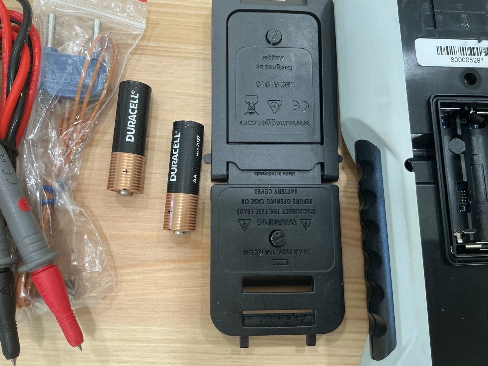 Megger AVO 835 True RMS Multimeter