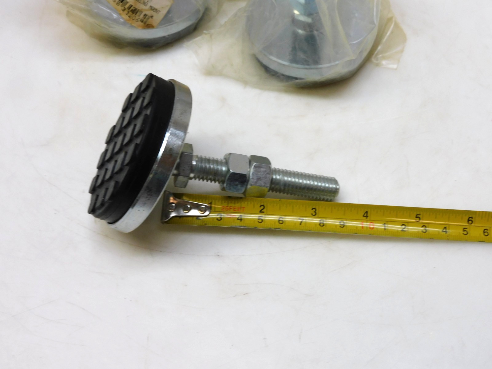 No Name LP3-B3L Swivel Adjustable Leveling Non Slip Foot Leg 1/2-13 RH Thr 4Pc