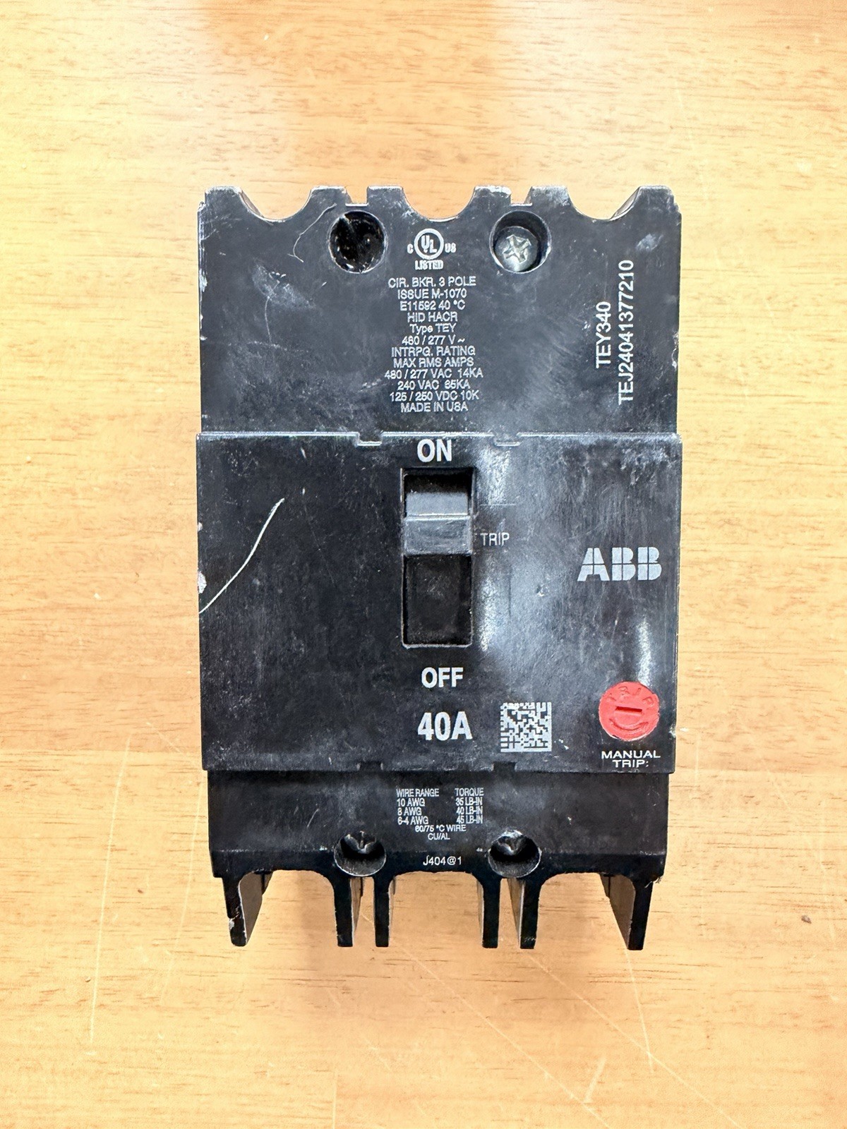 General Electric ABB TEY340 Bolt-On Circuit Breaker 40A 3 POLE 3PH 480/277V TEY