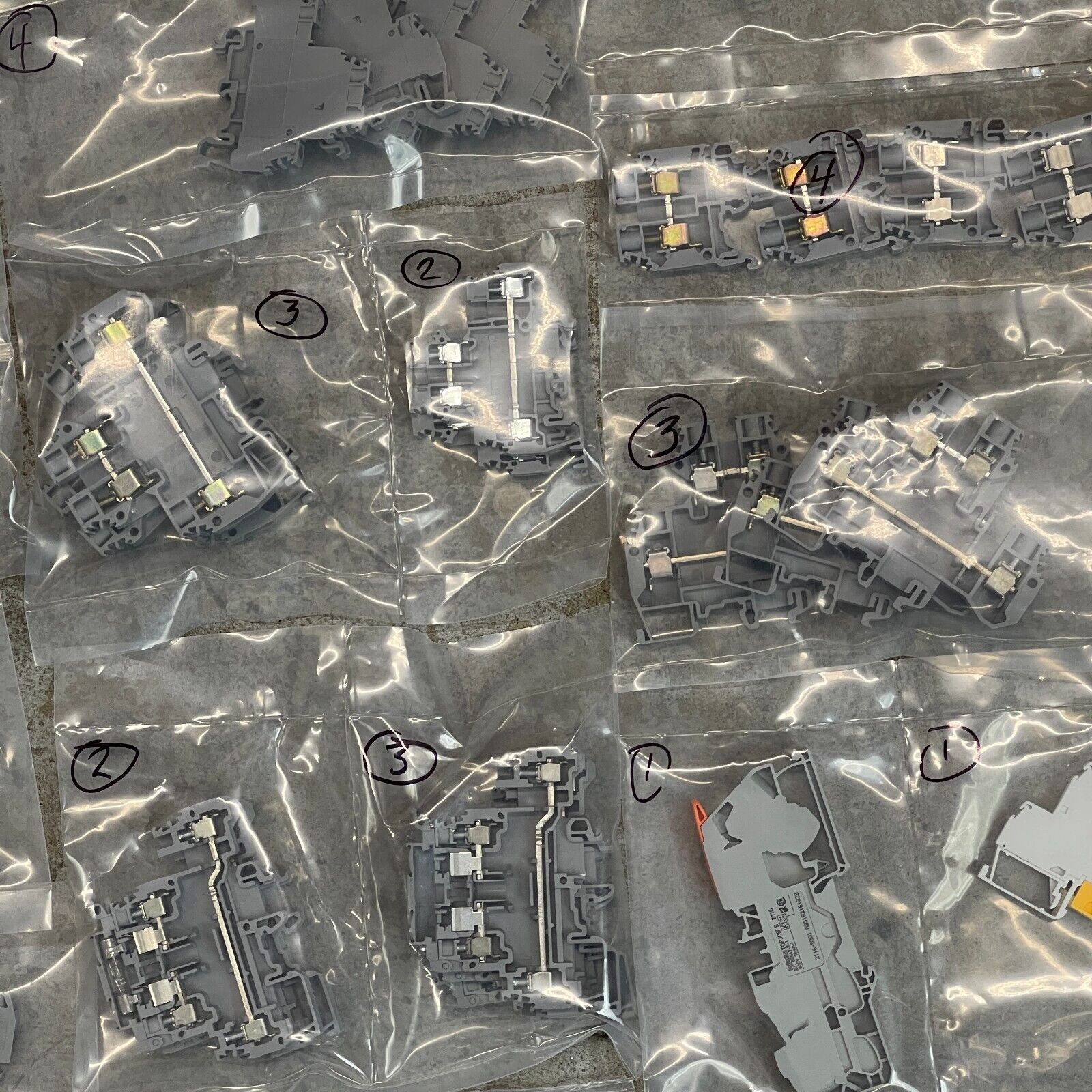 Mixed Lot of Entrelec Terminal Block Din Rail Terminals – Gray / Green