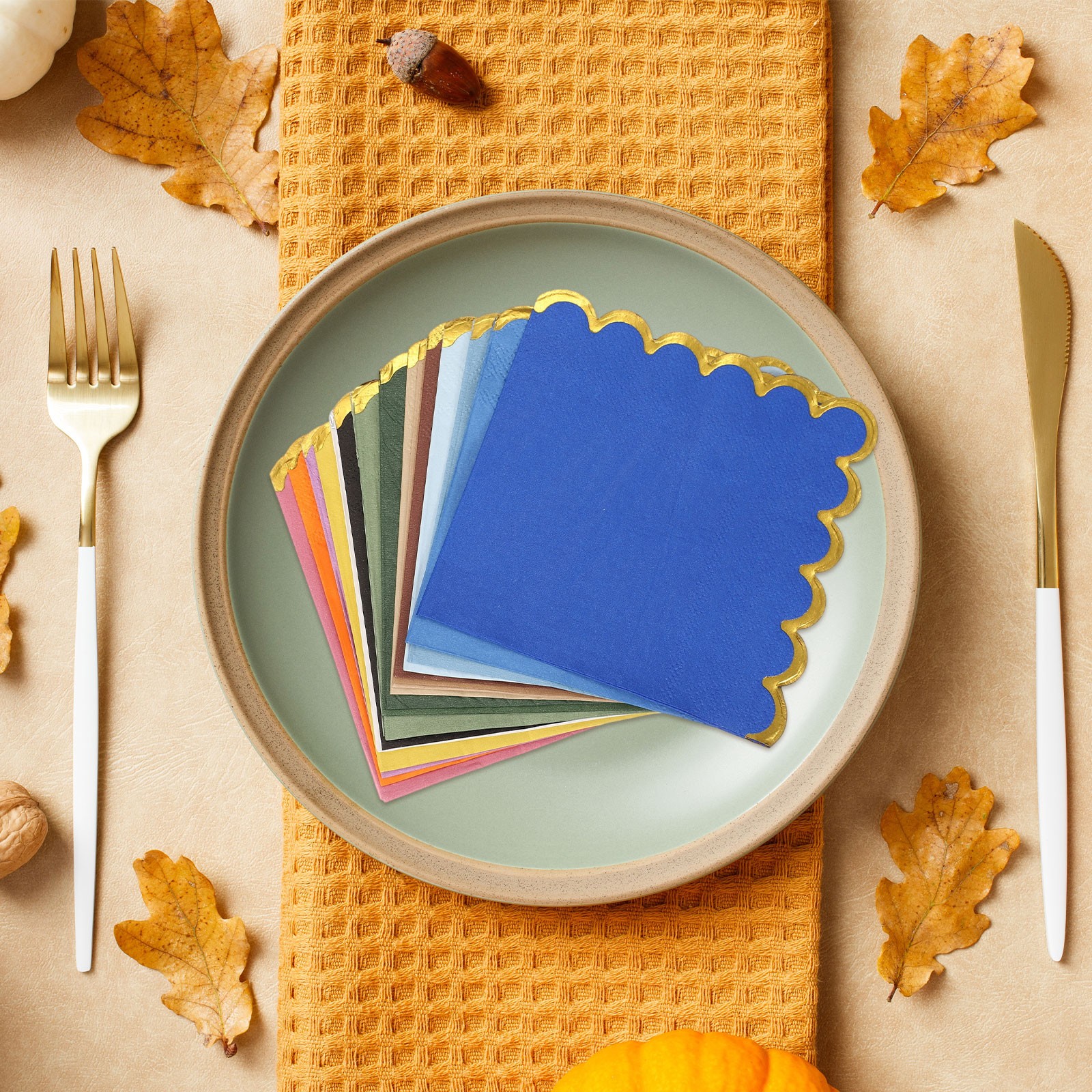 100Pcs Scalloped Cocktail Napkins with Gold Foil(5 x 5 Inch White)]