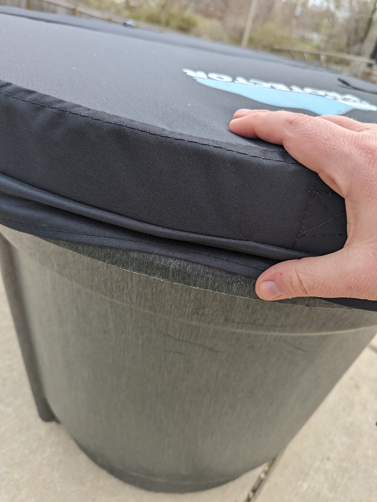 Insulated HARD Stock Tank Cover Ice Water Therapy Hot Tub Cover Waterproof