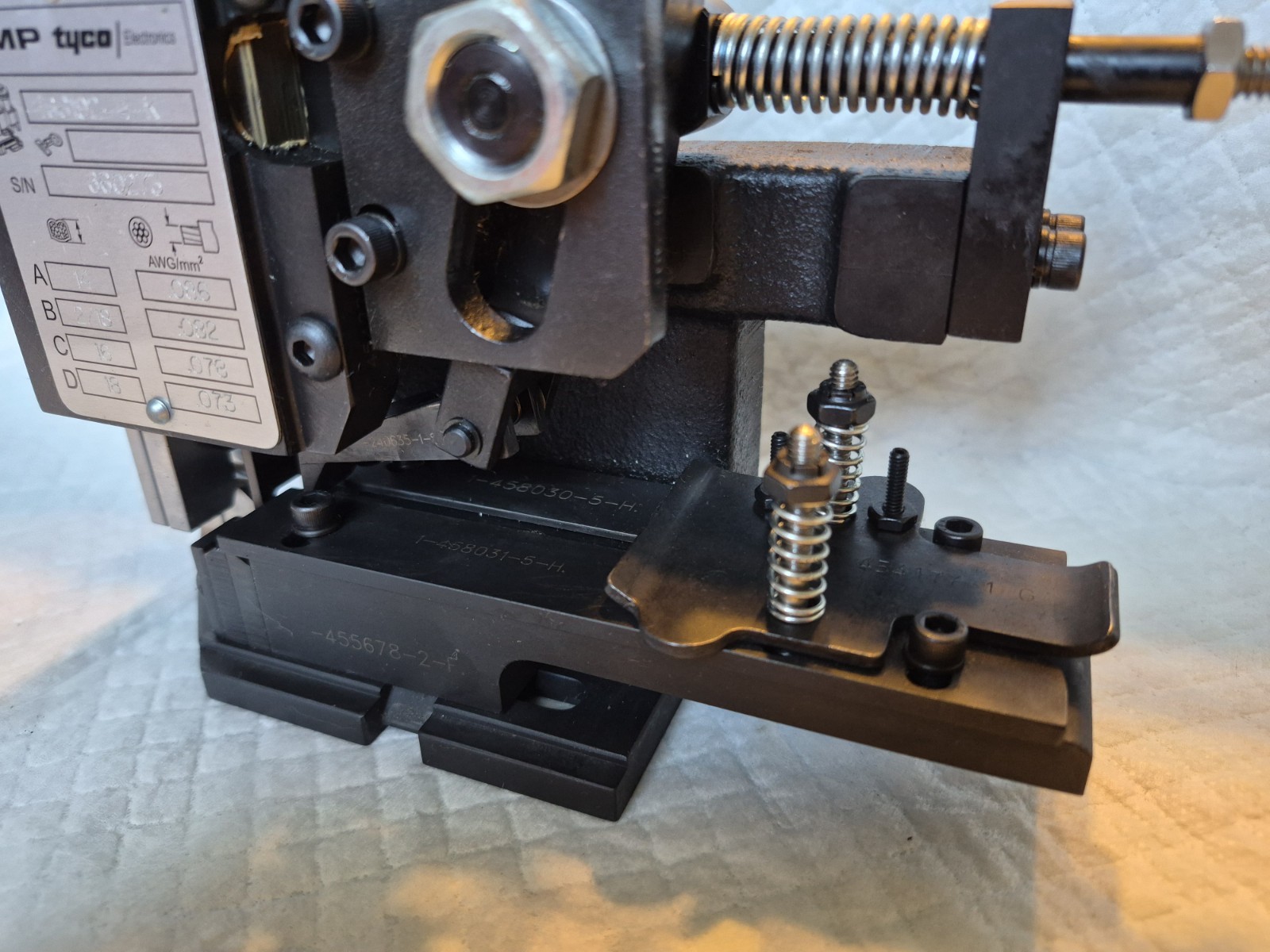AMP TYCO 466192-4 HDM HEAVY DUTY CRIMPING TOOL PRESS APPLICATOR