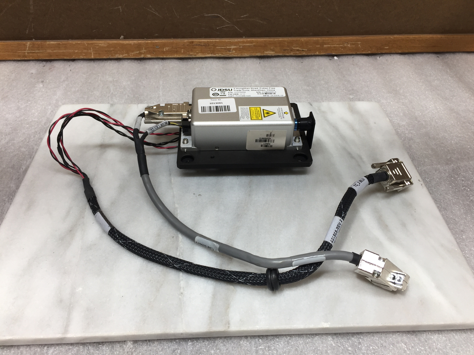 JDSU/JDS Uniphase 21075556 FCD488-020 Continuous Wave Laser V2.11 488nm 500mW