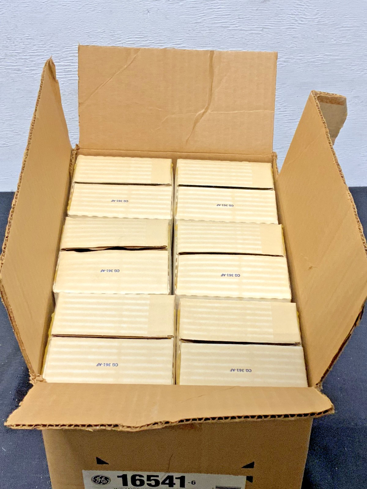 NEW Lot of 12 GE 16541 Low Voltage Par Lamp 50PAR36/WFL 50Watts 12Volts H4C
