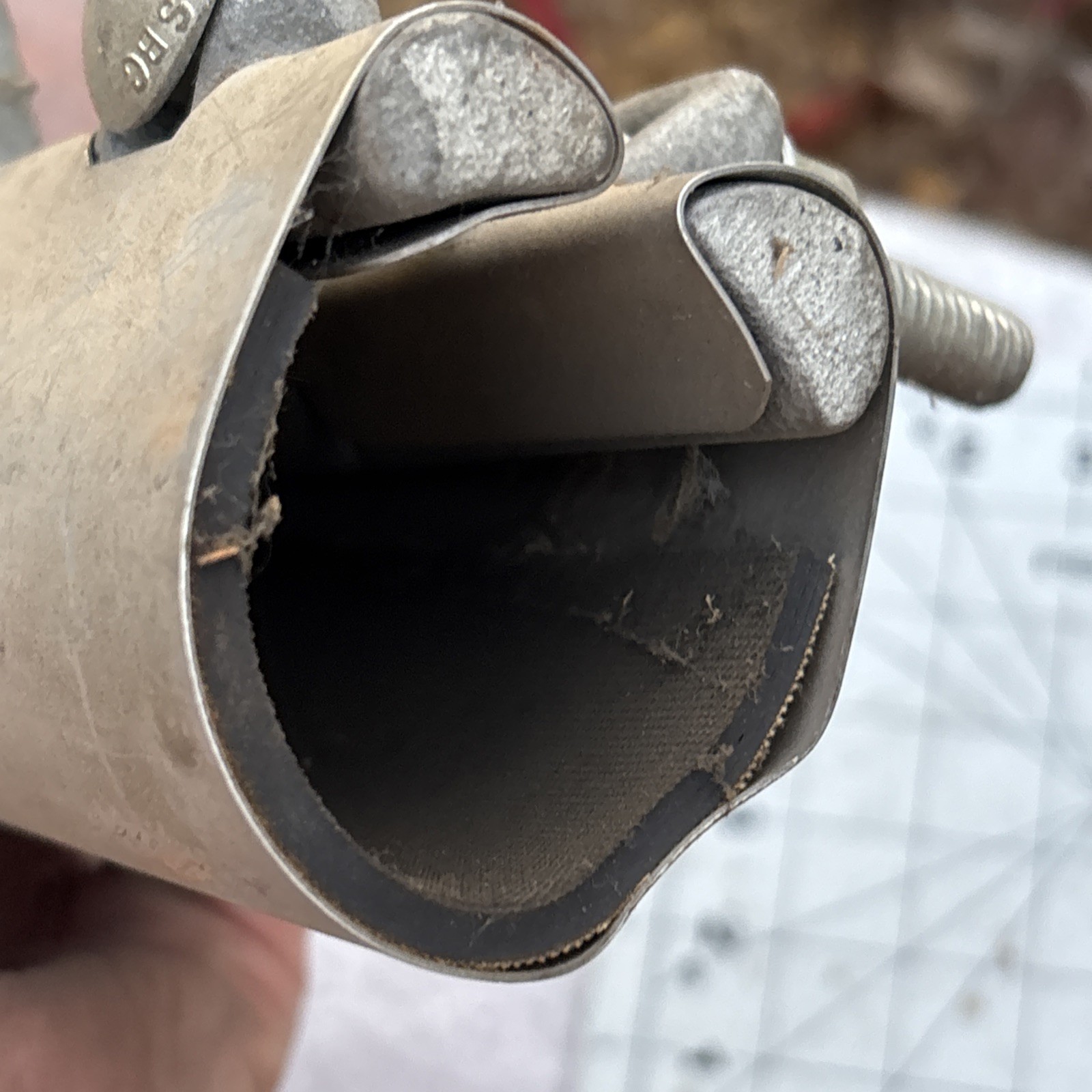 Pipe Repair Clamp 1-1/2″ (1.90 OD) x 12″ Long, Partial Coverage, Stainless Band
