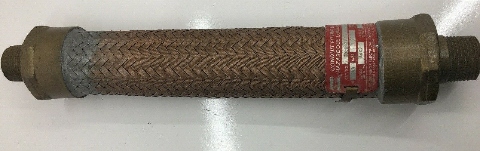 ECLK28 CROUSE HINDS 3/4” X 8” NO 3/4-INCH AND 8-INCHES FLEXIBLE LENGTH BRASS COU