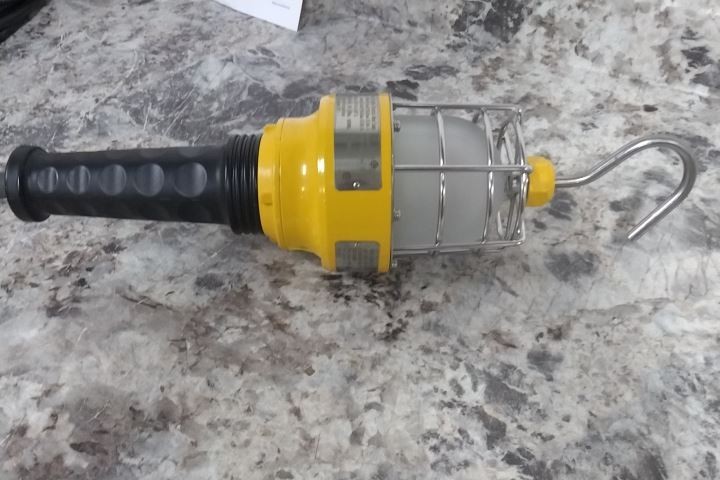 Lind Equipment XP162LED-50P 120VAC 800 Lm 9W Hazardous Location LED Hand Lamp