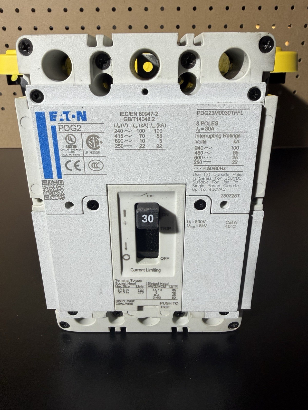 Eaton PDG2 PDG23M0030TFFL 30A 3-Pole Circuit Breaker, 201-250V AC