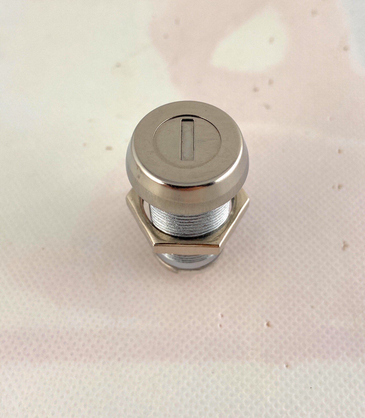 🌟Weather Resistant 1-1/8″ Cam Lock w Dust Cover, Keyed Alike J236 For RV Camper