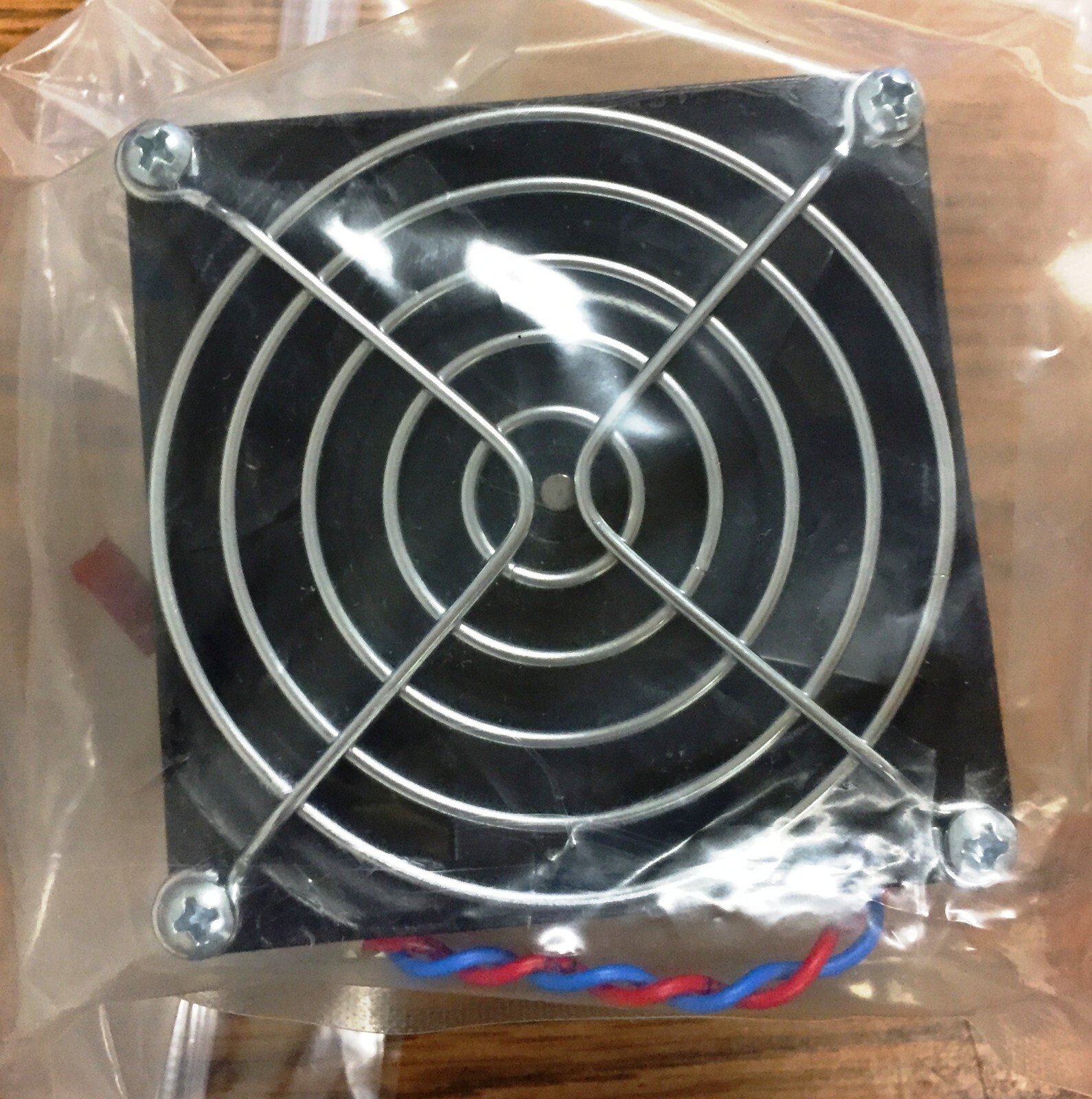 Papst Type 8112-G DC 8V and 16V Fan with Fan Cover on Both Sides