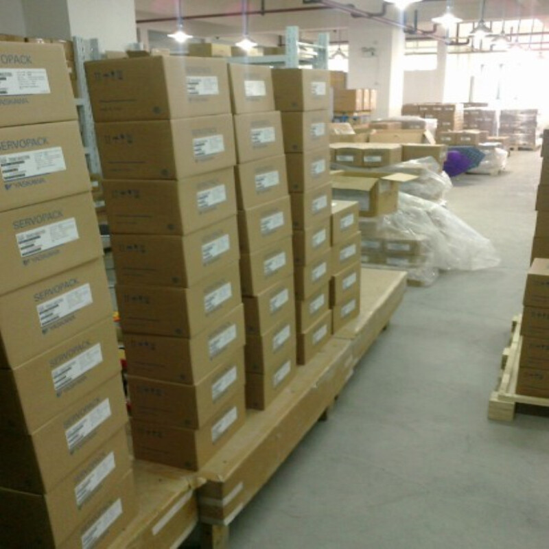 1PC Yaskawa SGD7S-180A20A Servo Driver SGD7S180A20A  New Expedited Shipping
