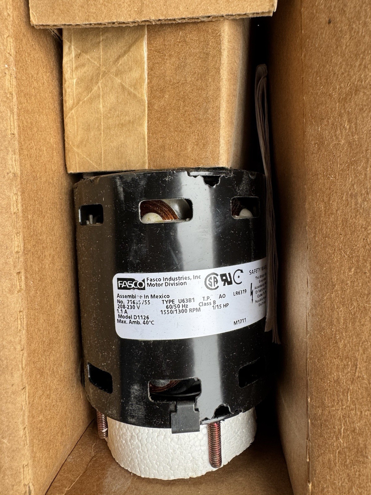 FASCO D1126 Motor: Stud, Shaded Pole, Single Phase, 1/15 H.P, 1,550 RPM 208-230V