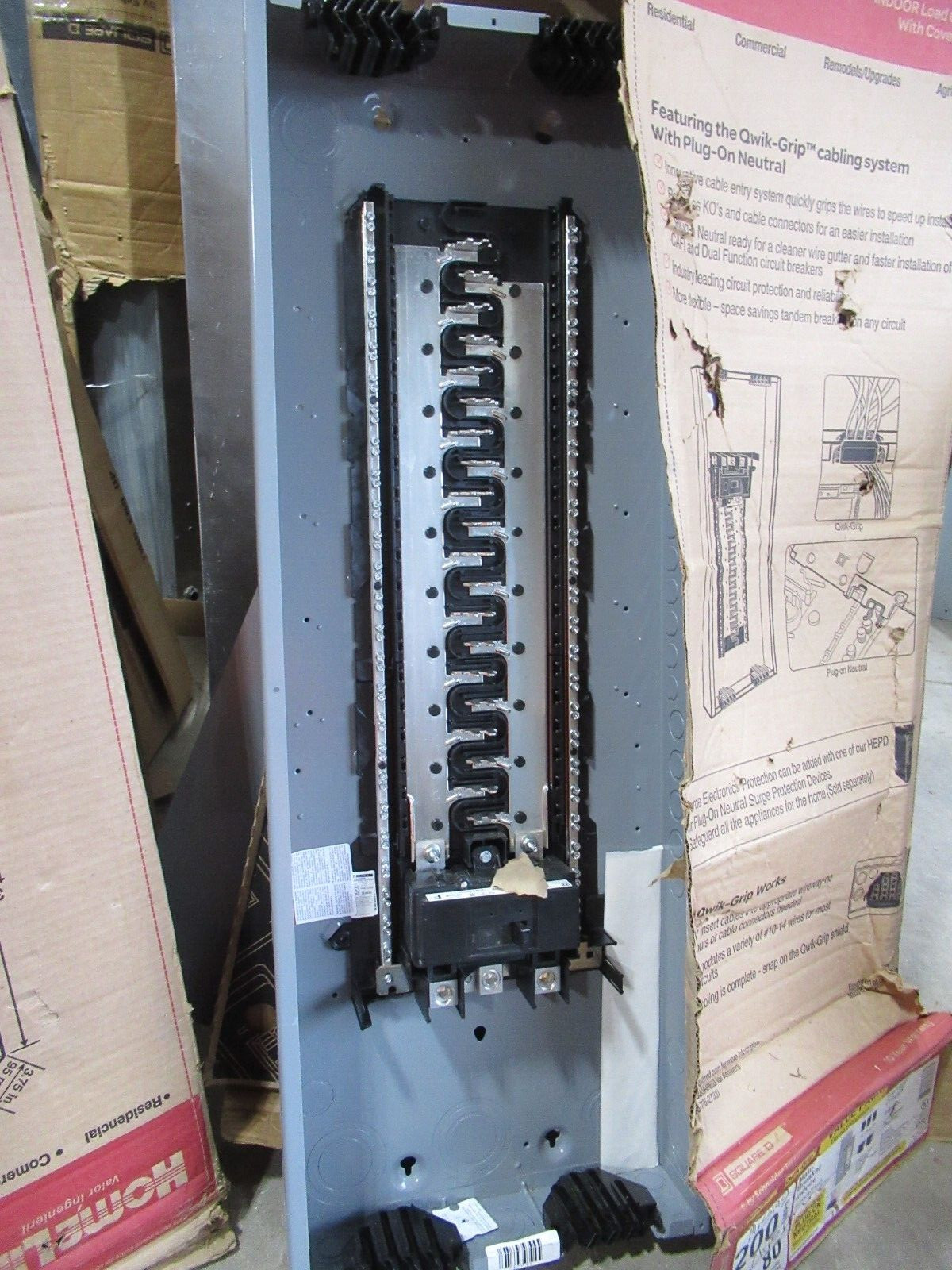 Square D HOM4080M200PQCVP, QOM2200VH MB, 120/240V, 1PH3W, Loadcenter-E3021-NEW-B