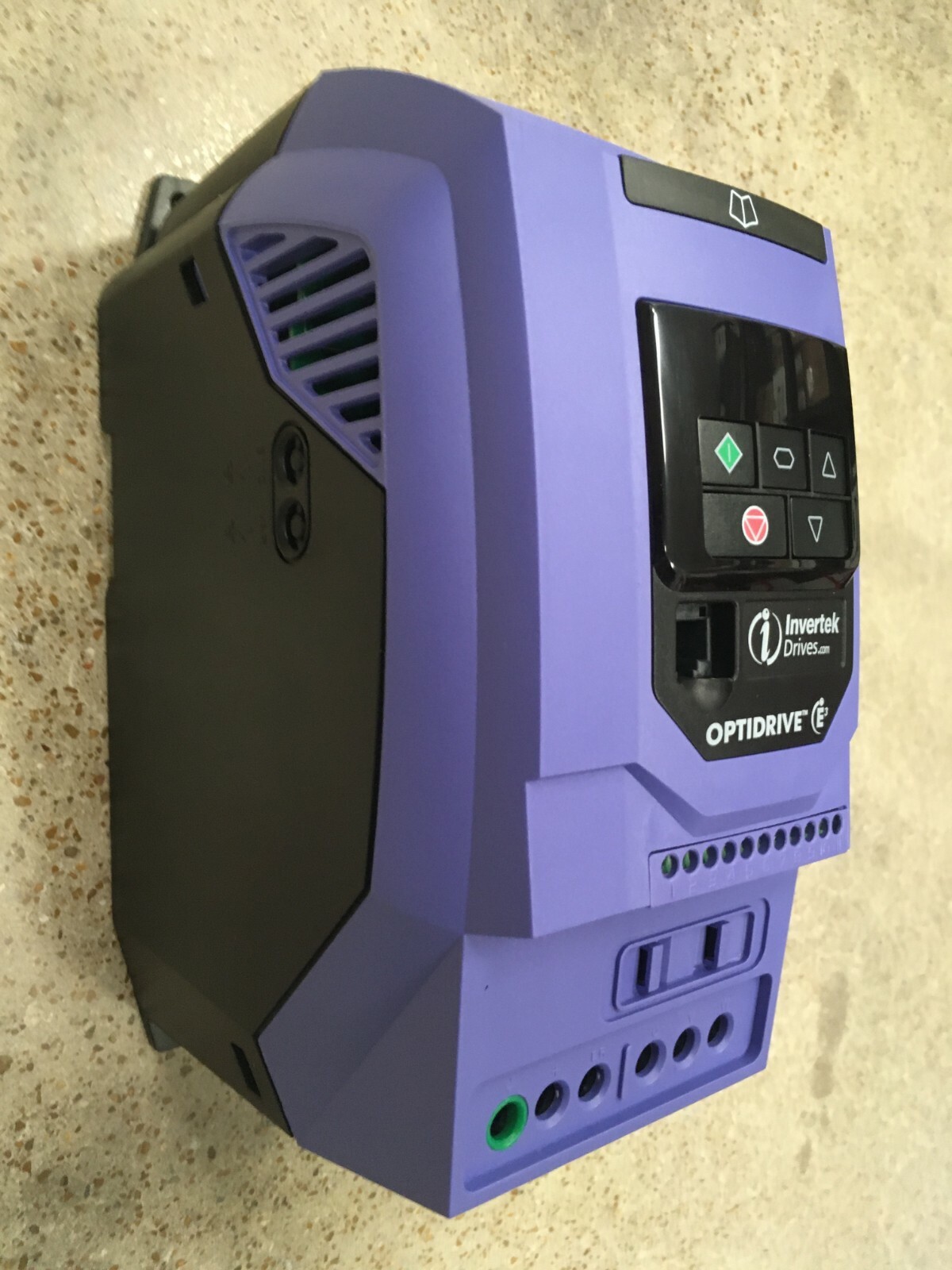 ODE-3-240095-3F42 – Invertek VFD – 5HP 9.5A 380V-480V 3Ph/3Ph – VFDexchange
