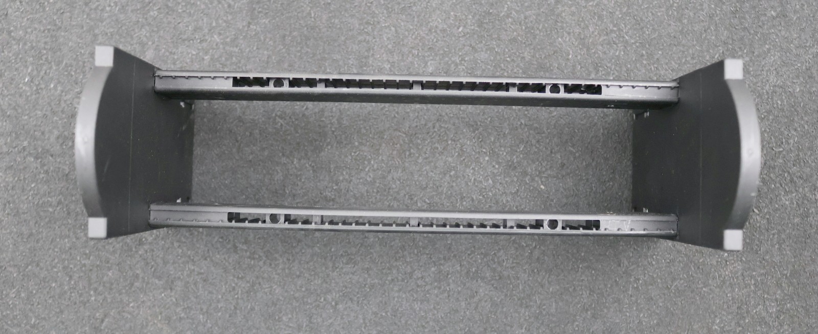 IGUS KMA connection element 39000.20 internal dimension 210×42 mm external dimension 233x63x114 mm