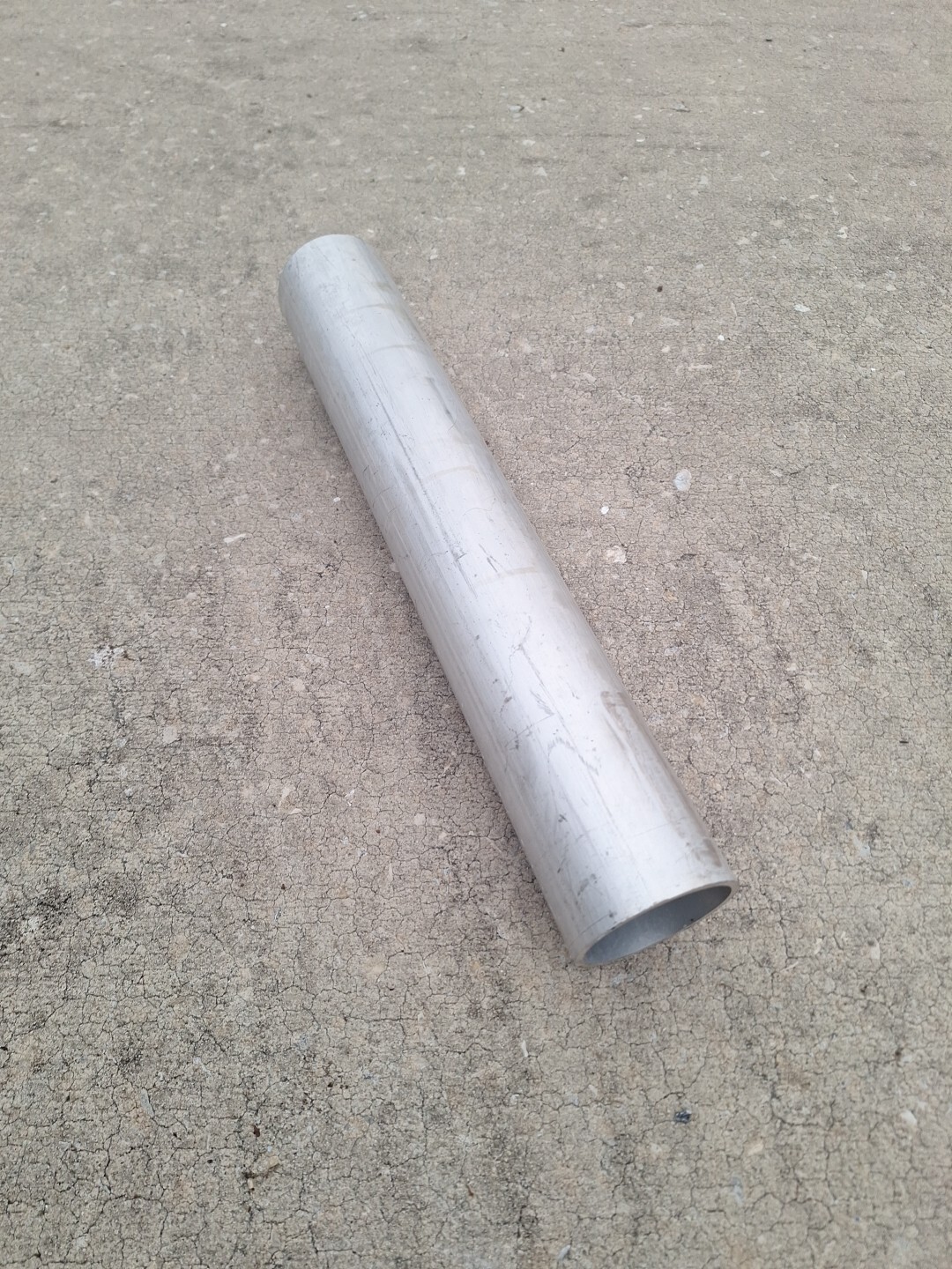 6061 Aluminum Round Tube 3.5in OD x 3.150in ID x 0.175in Thick Wall x 24in Long