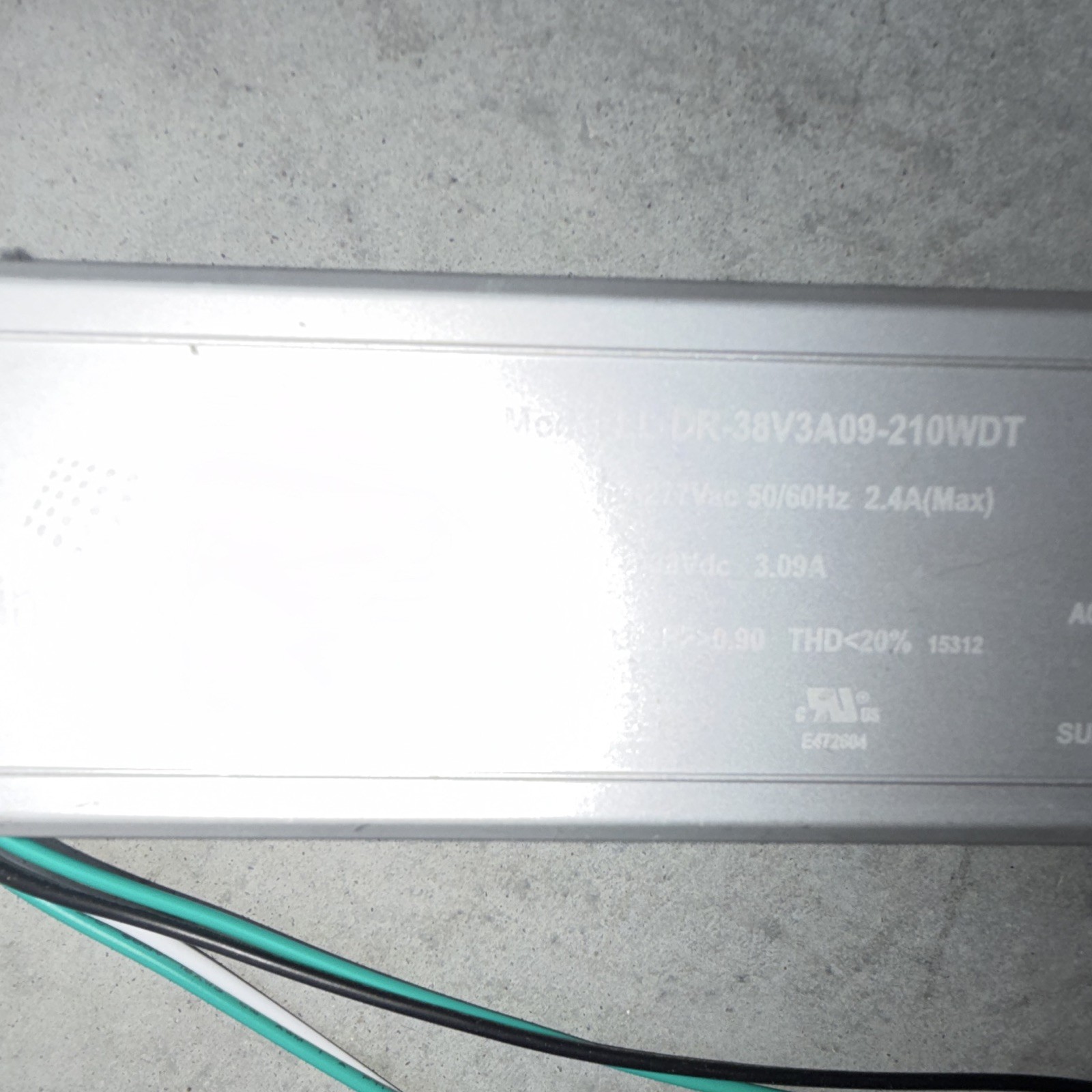 LinmoreLED DR125W-SL2 125W Isolated LED Driver 100-277Vac 23-38Vdc 3.09A