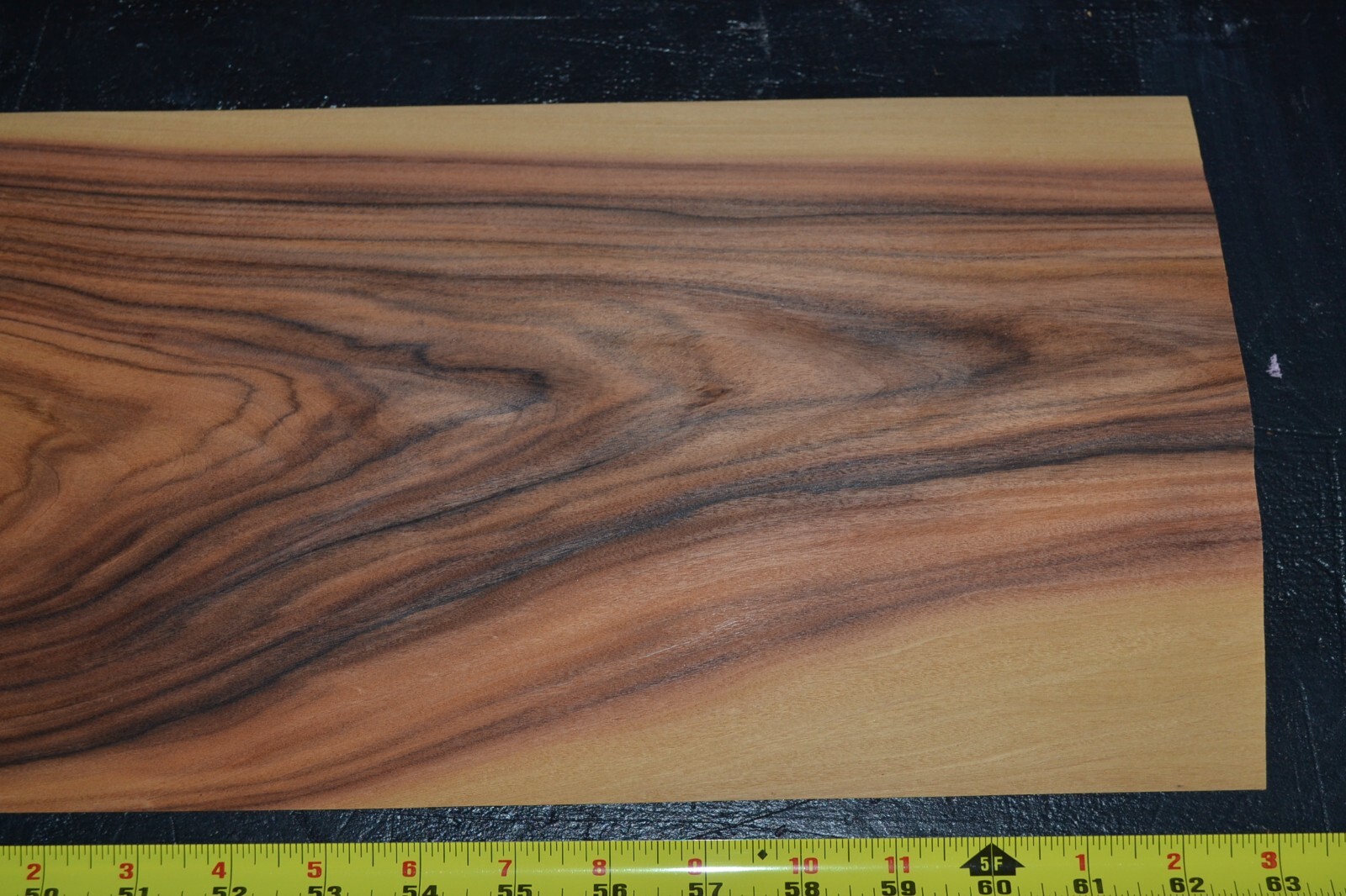 Santo Rosewood Raw Wood Veneer Sheet 8.5 x 62 inches 1/42nd 3K4666-72