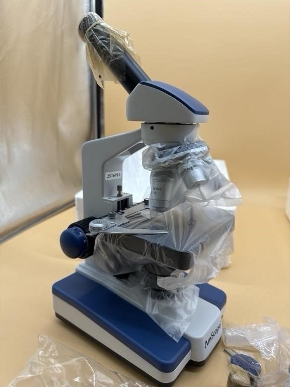 AmScope M620C 40X-2500X LED Monocular Compound Microscope with 3D Stage