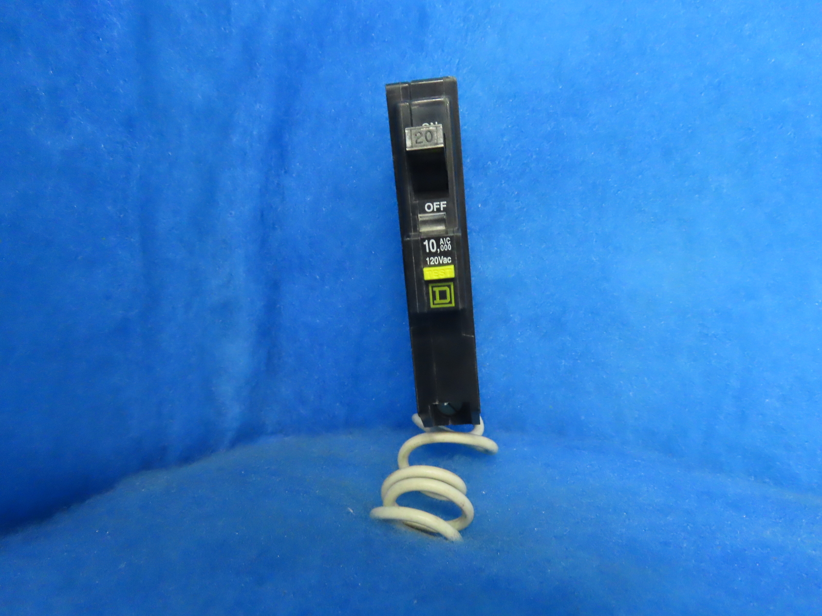 SQUARE D BREAKER QO120GFI (GFI) 20A 120/240V 1P W/ GFI 10k 1YR WARRANTY