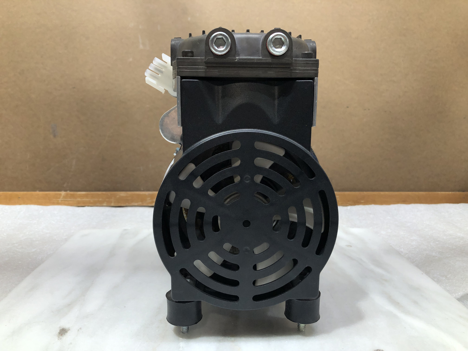 GAST 74R135-P123-H200X Vacuum Pump 1/4HP 100PSIG 110V 2.5A 5 MFD FASCO 7185-0085