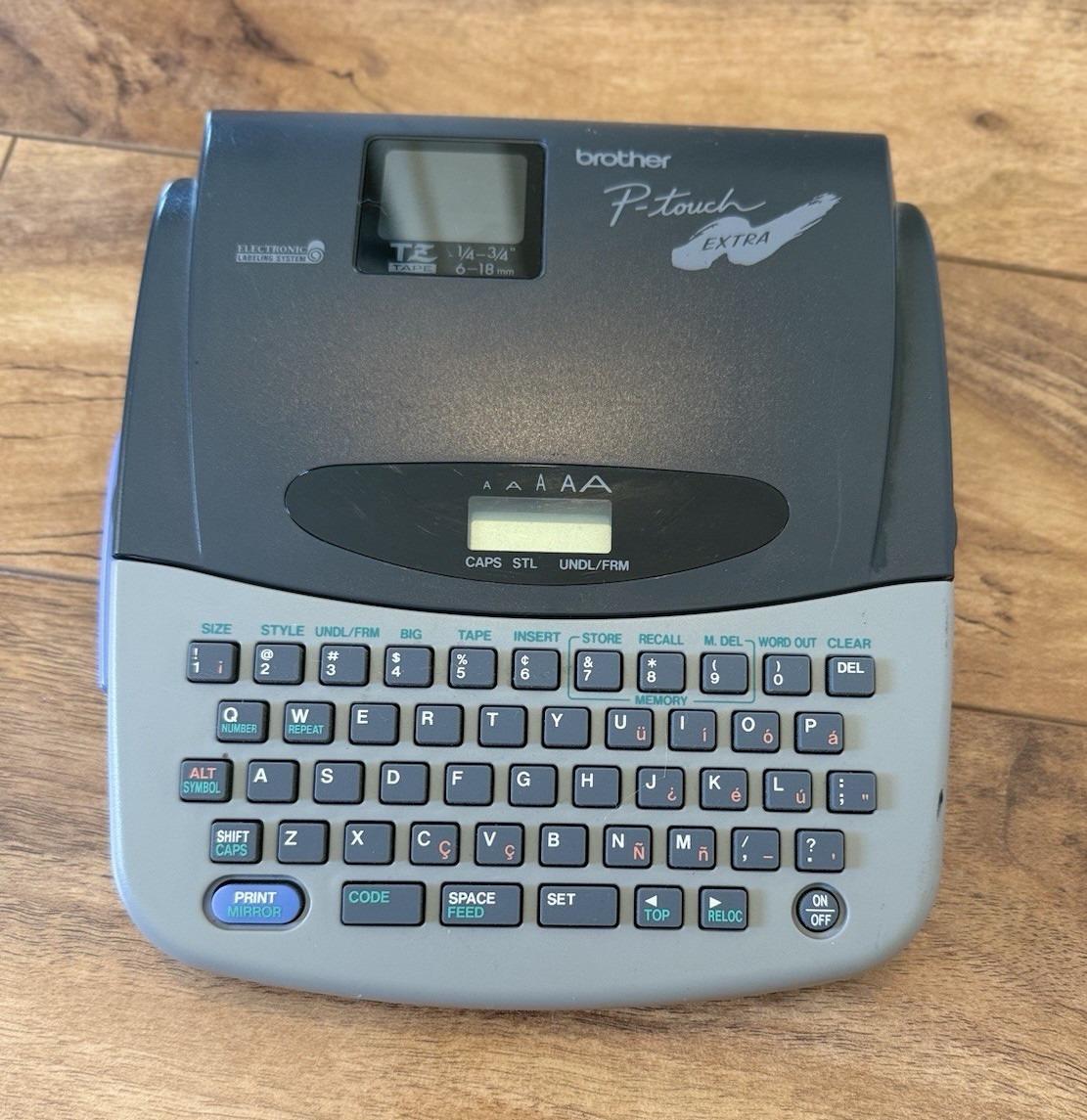 Brother P-touch PT-80 Label Maker, Thermal B&W Output, Less Than 600 dpi, 5 ppm
