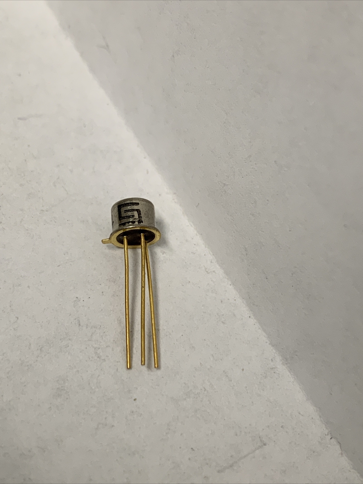 2N3014 SOLID STATE NSN 5961-00-939-4215 Bipolar Junction Transistor NEW VINTAGE